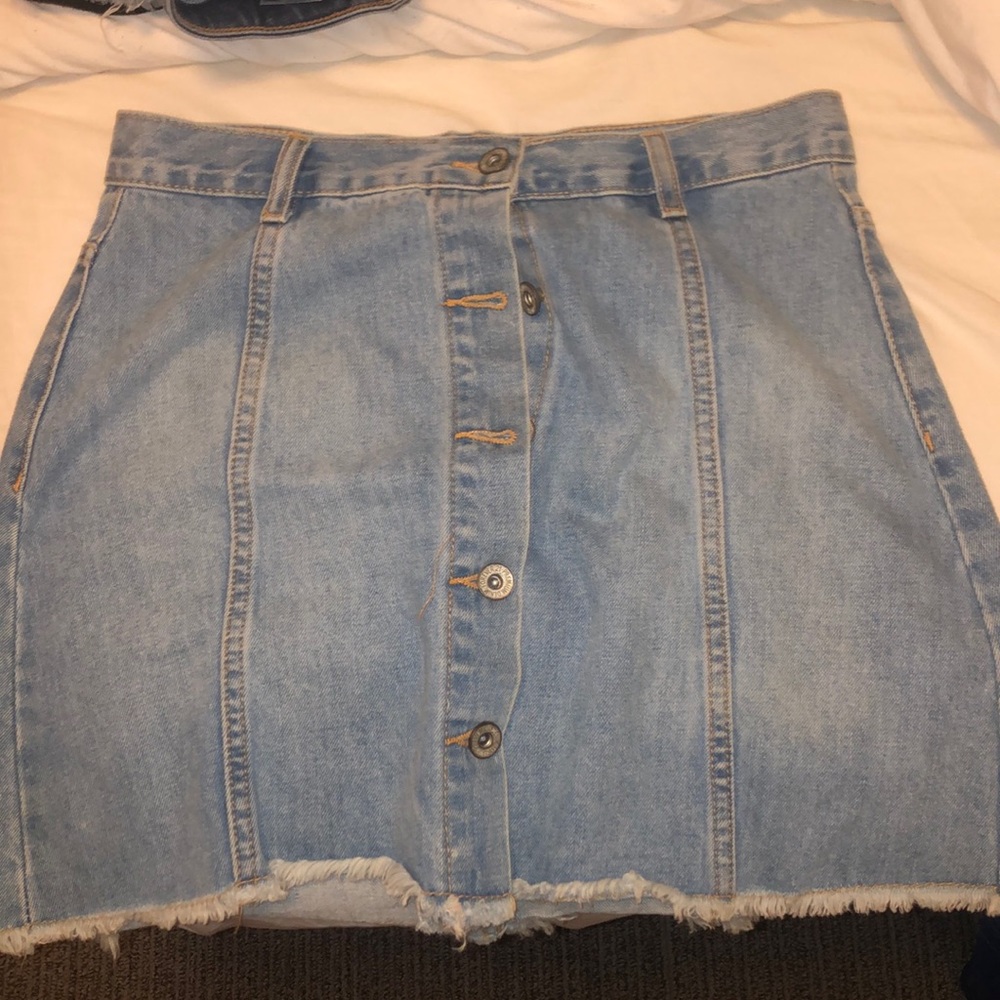women’s cute light blue denim skirt